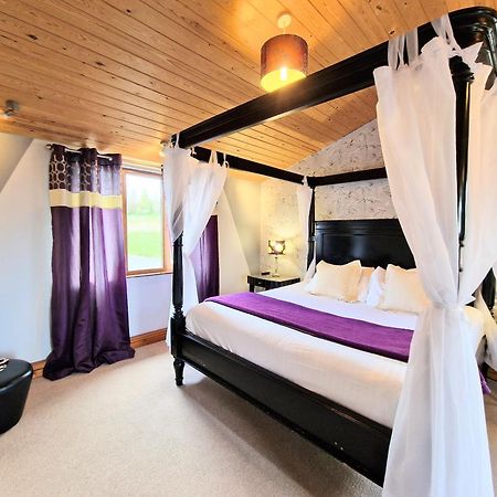 Ochil 8 With Private Hot Tub - Fife - Loch Leven - Lomond Hills Villa Kelty Bagian luar foto
